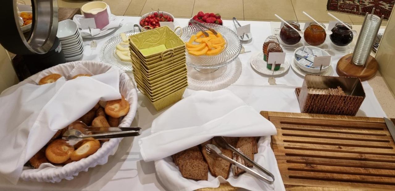 Birkenhof Gols - B & B - Wohlfuehl Hotel Mit Wochenend-Restaurant Εξωτερικό φωτογραφία