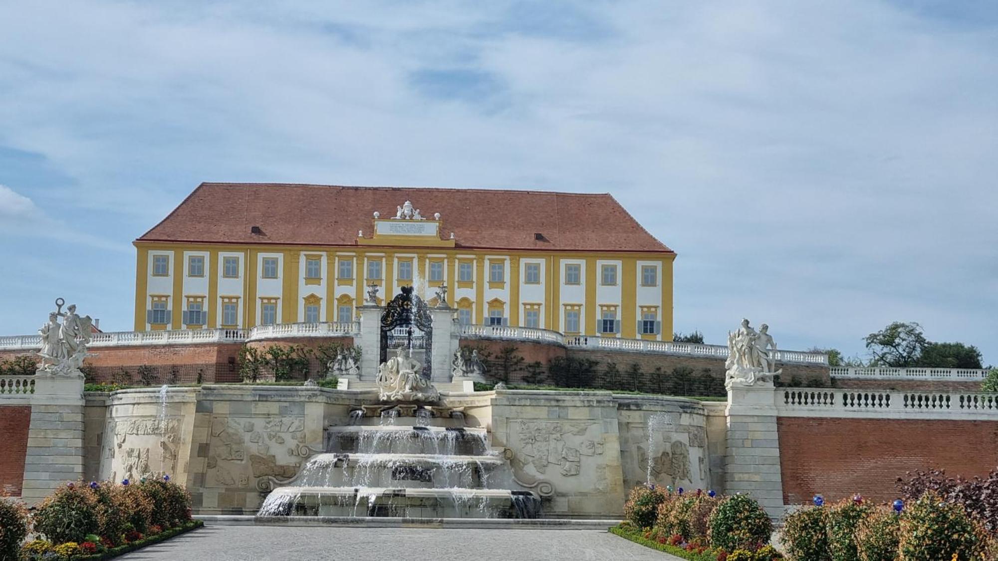 Birkenhof Gols - B & B - Wohlfuehl Hotel Mit Wochenend-Restaurant Εξωτερικό φωτογραφία