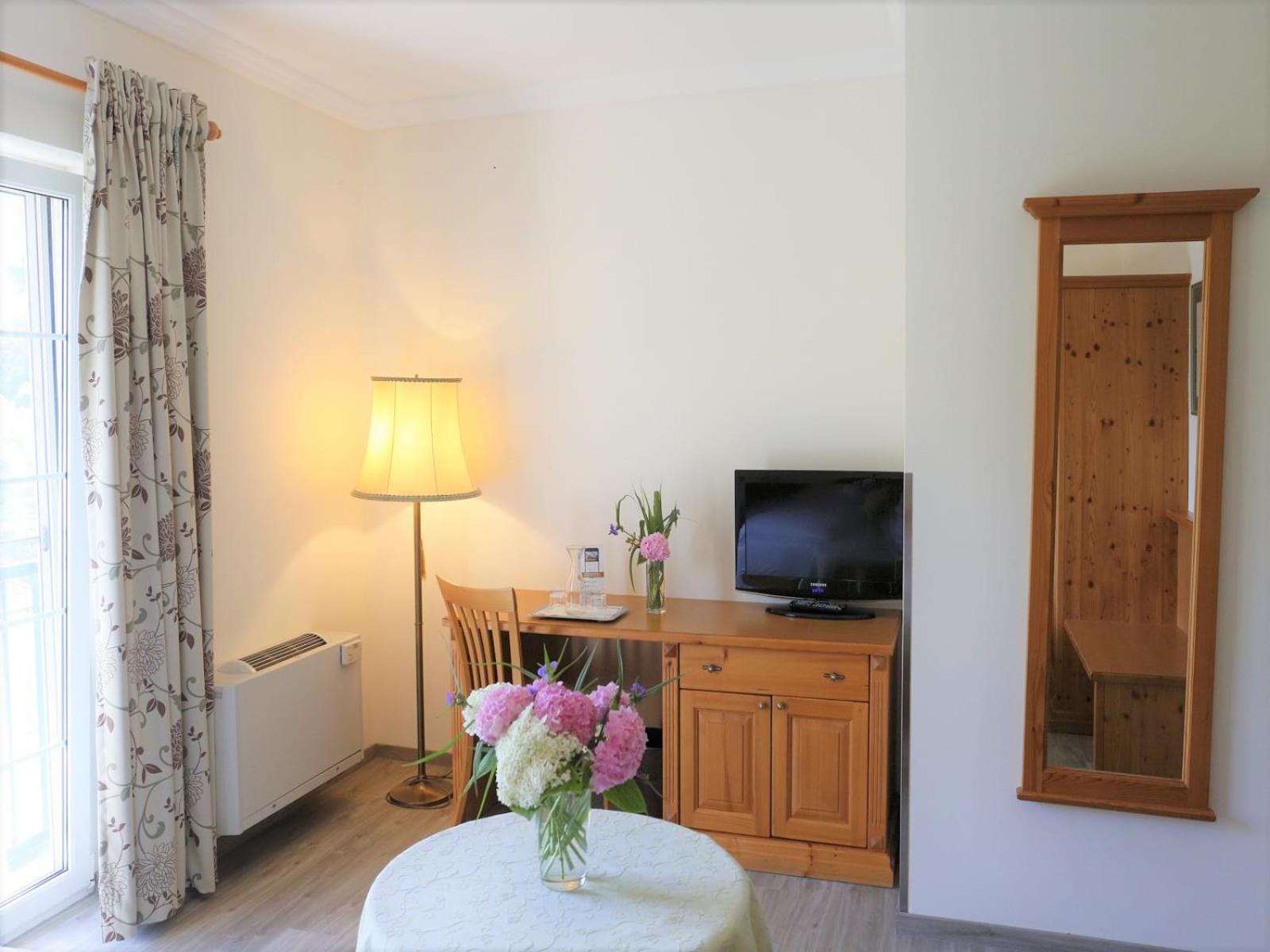 Birkenhof Gols - B & B - Wohlfuehl Hotel Mit Wochenend-Restaurant Εξωτερικό φωτογραφία