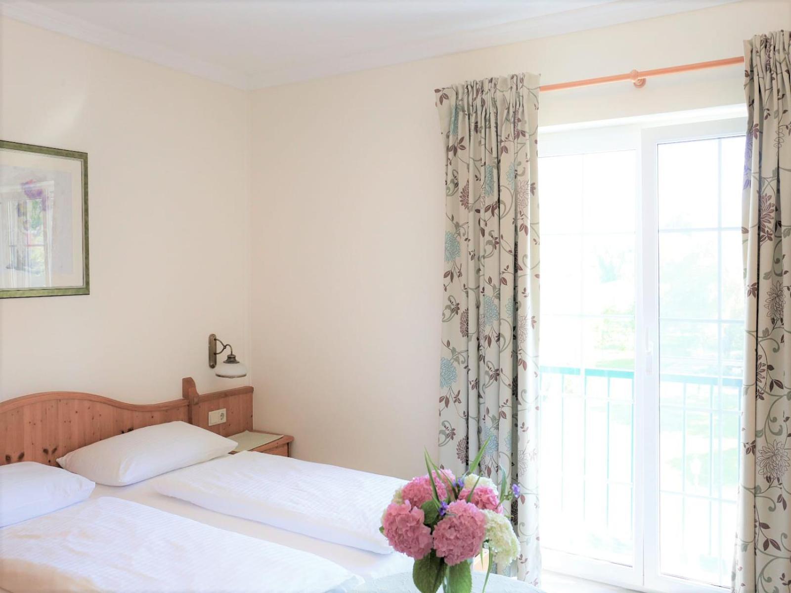 Birkenhof Gols - B & B - Wohlfuehl Hotel Mit Wochenend-Restaurant Εξωτερικό φωτογραφία